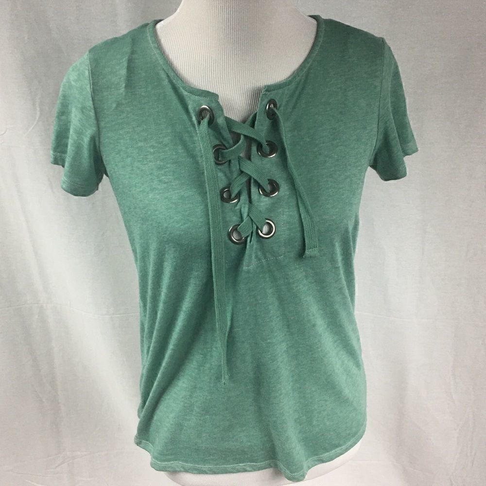 Cloud chaser Small green short sleeve shirt grommets tie neckline machin…
